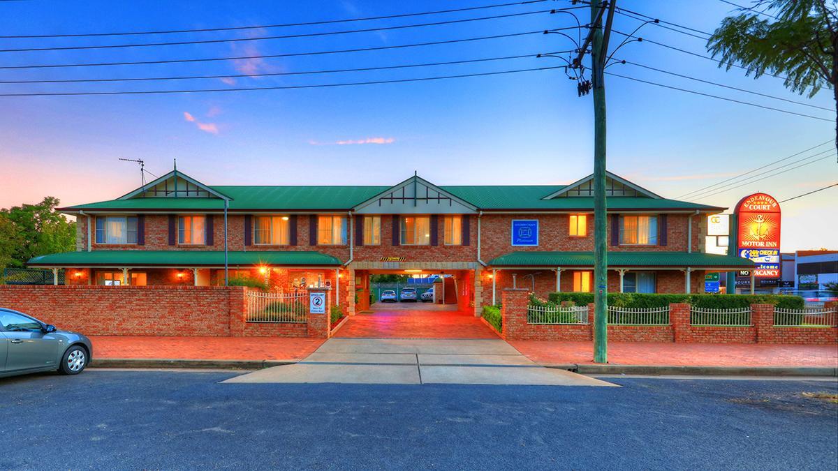 Endeavour Court Motor Inn Dubbo Exterior photo