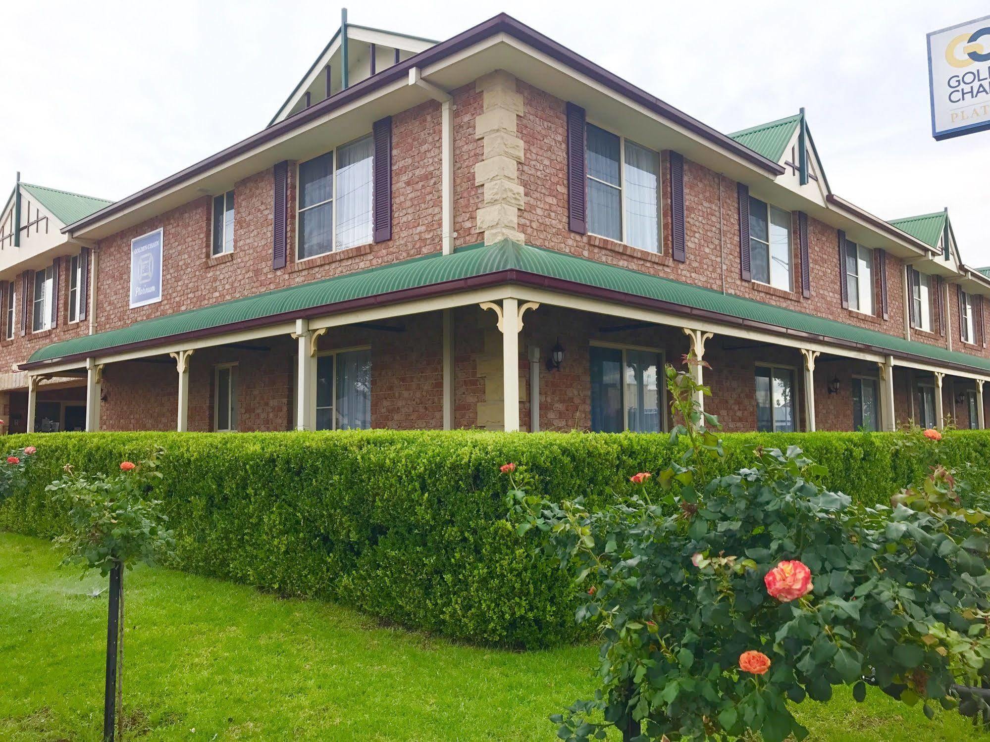 Endeavour Court Motor Inn Dubbo Exterior photo